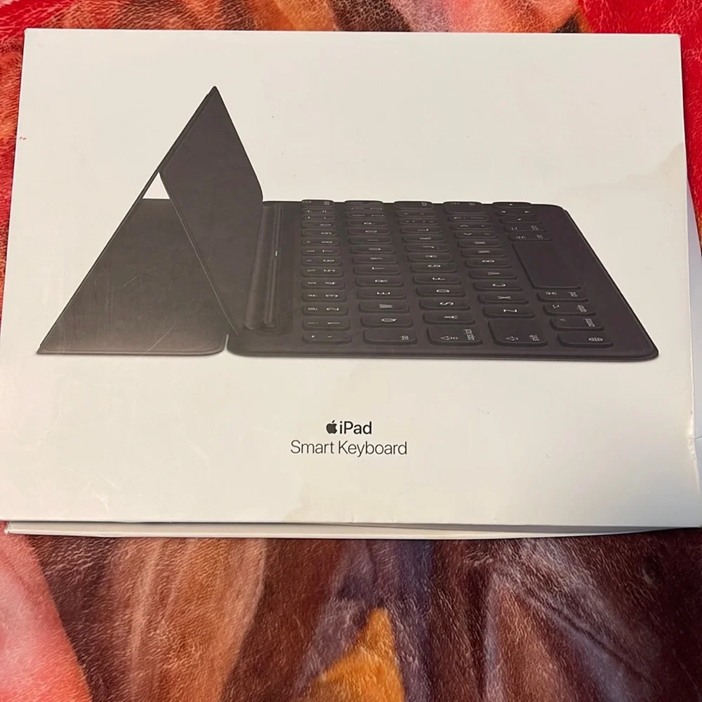 New Apple kit bordered